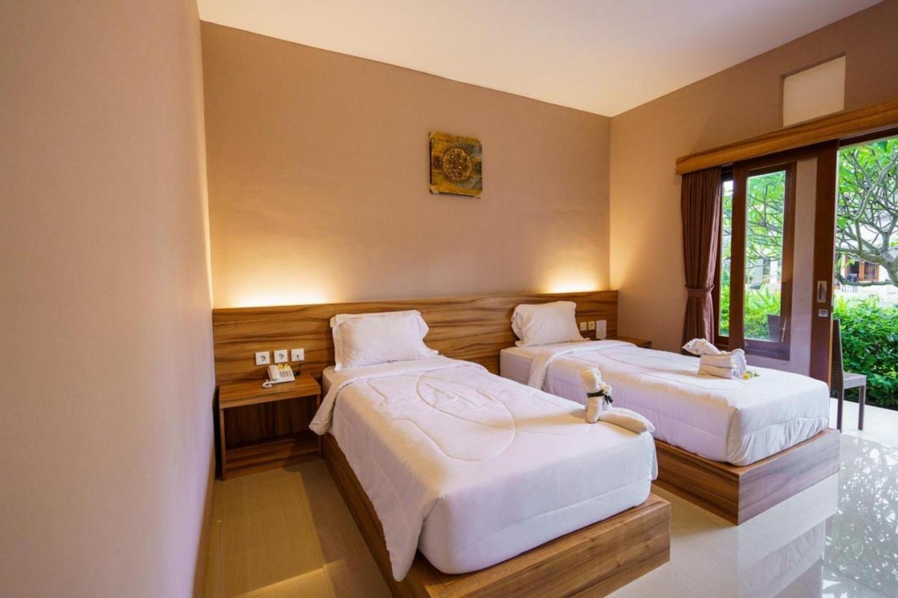 Ariana Beach Resort Amed Bali Exterior foto
