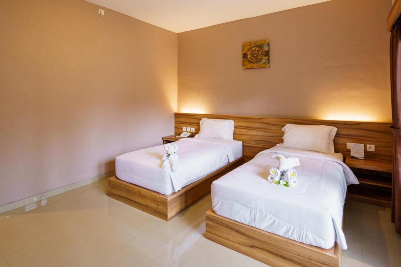 Ariana Beach Resort Amed Bali Exterior foto