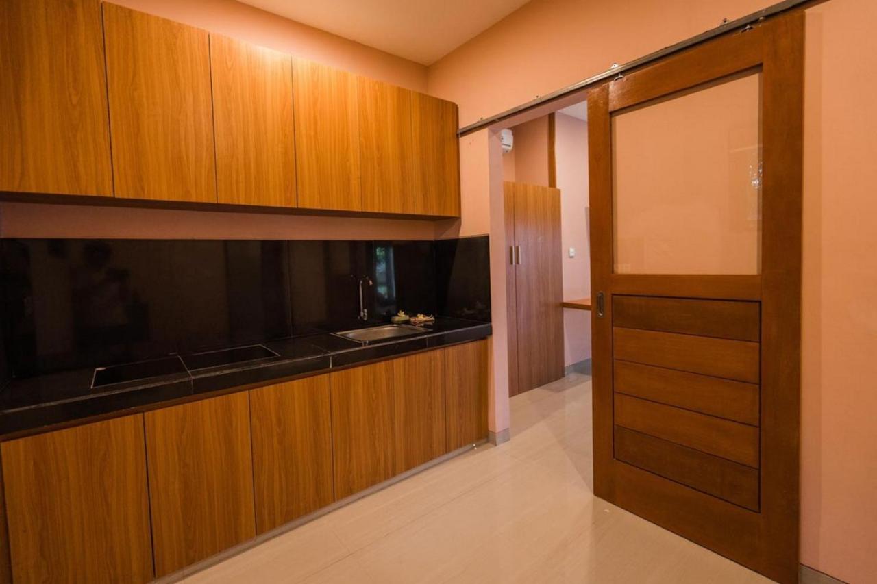 Ariana Beach Resort Amed Bali Exterior foto